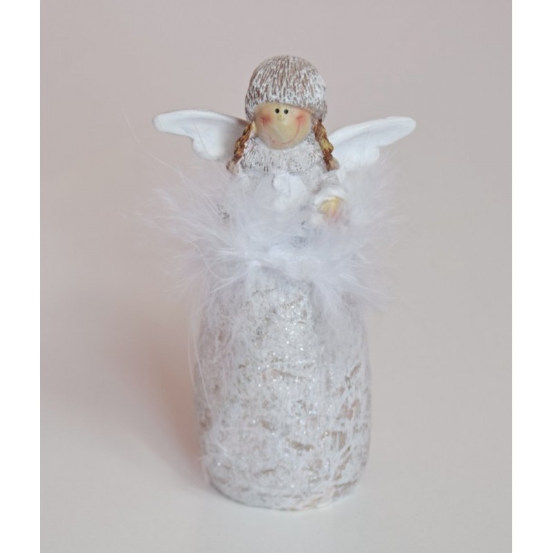 ZIMNÍ ANDÍLEK S PEŘÍČKY