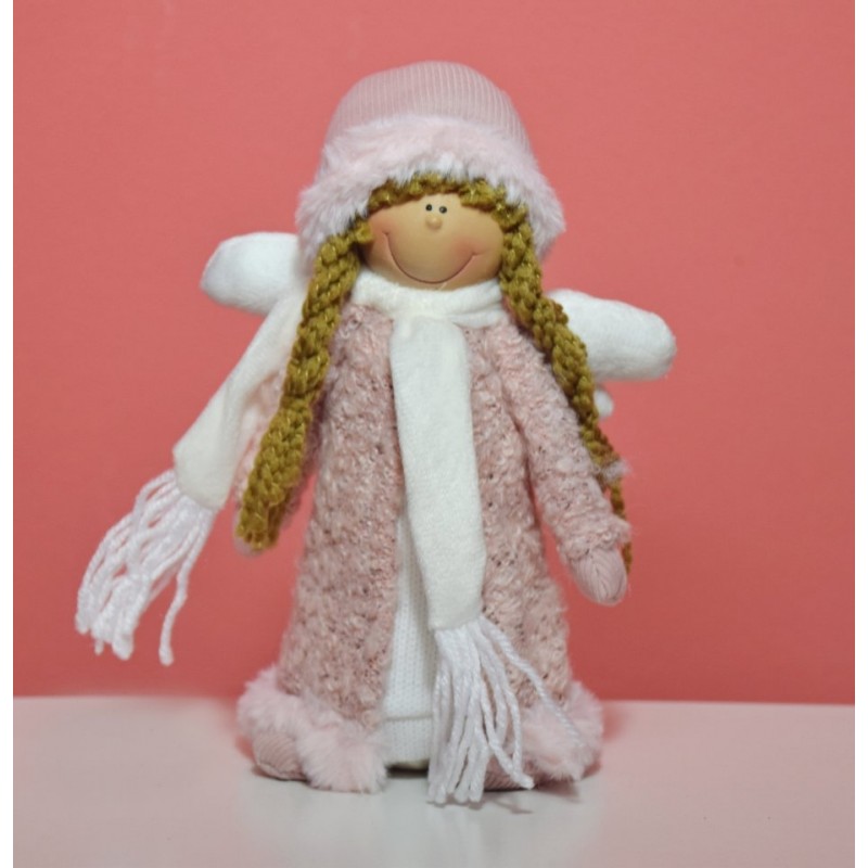 ANDĚLKA S RŮŽOVÝM KABÁTKEM Z PLYŠE