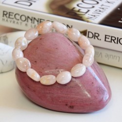 NÁRAMEK Z RŮŽOVÉHO MORGANITU