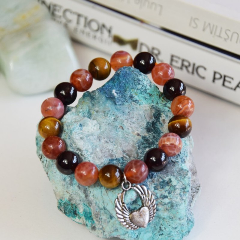 NÁRAMEK OHNIVÝ ACHÁT, BÝČÍ OKO A GRANÁT S ANDĚLSKÝMI KŘÍDLY V SRDCI