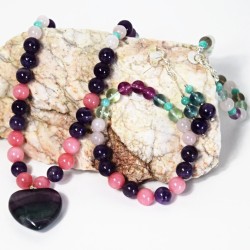 NÁHRDELNÍK, NÁRAMEK A...