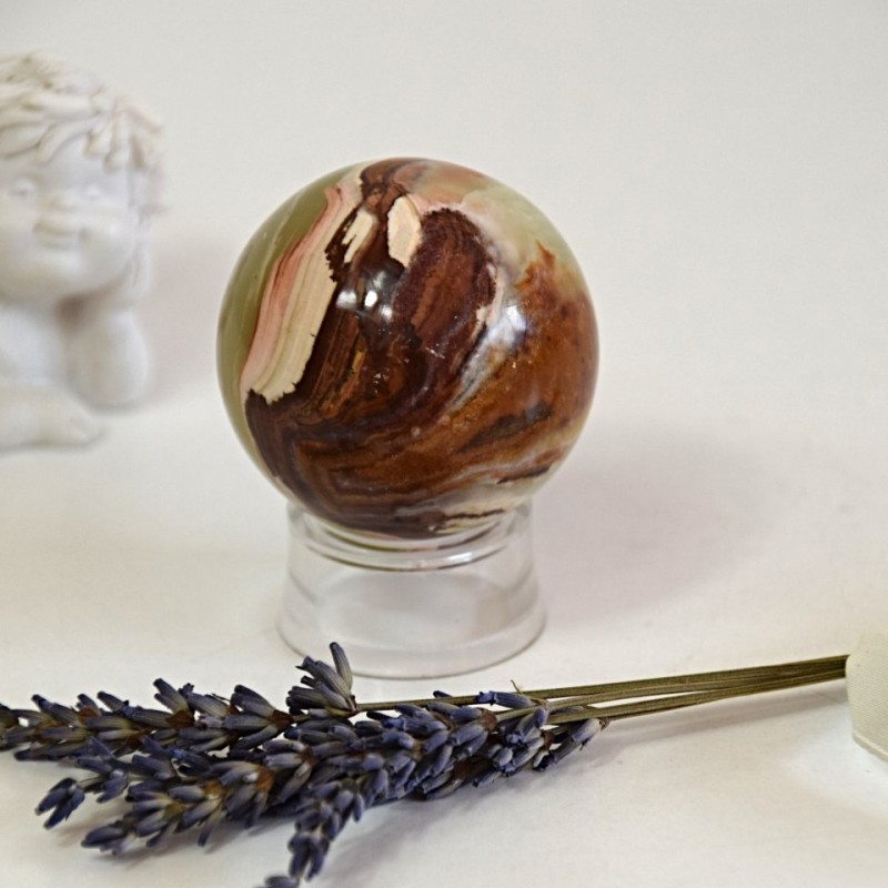 Koule z aragonitu hnědá