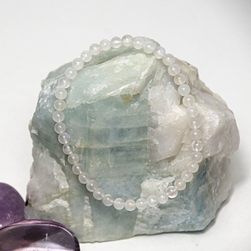 NÁRAMEK MĚSÍČNÍ KÁMEN