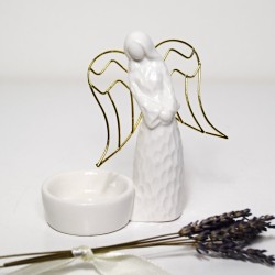 ANDĚL SE ZLATÝMI KŘÍDLY A...