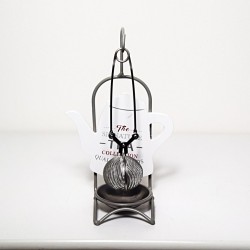 ČAJOVÉ SÍTKO NA BÍLÉM STOJÁNKU