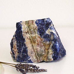 Sodalit surový 1,1 kg