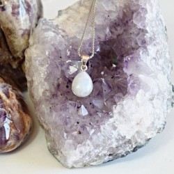 PŘÍVĚSEK MĚSÍČNÍ KÁMEN...