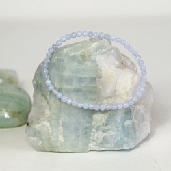 NÁRAMEK Z CHALCEDONU 4 MM