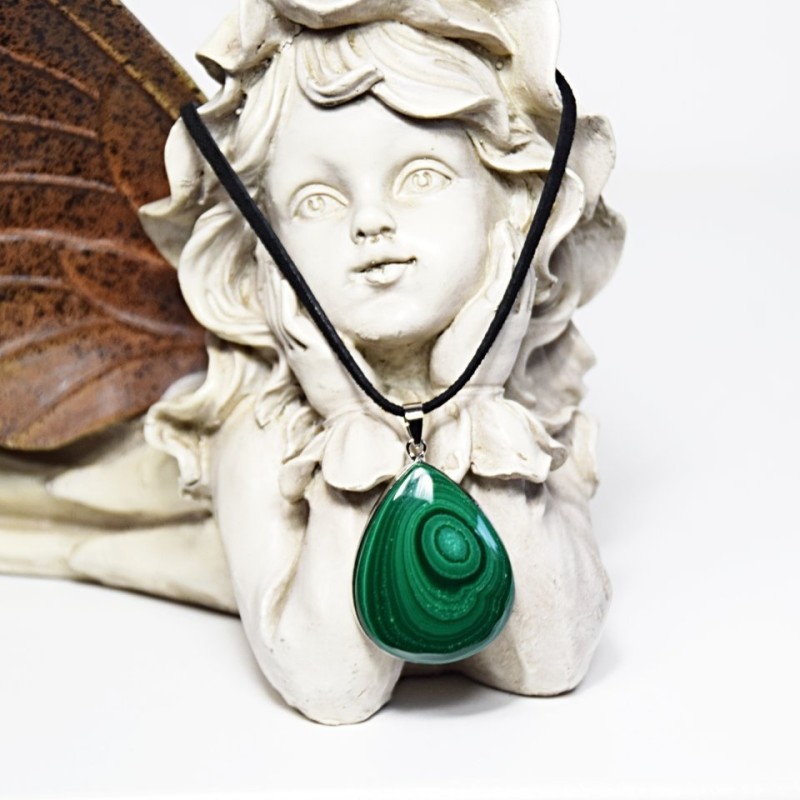 PŘÍVĚSEK Z MALACHITU