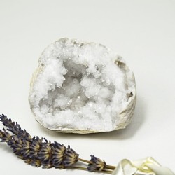 Křišťálová geoda 0,27 kg