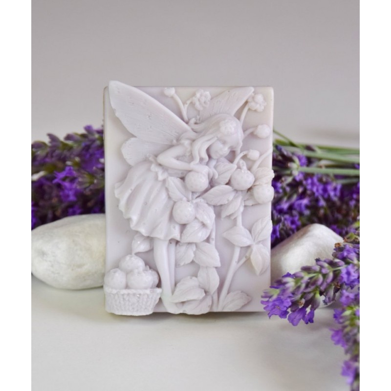 ANDĚLKA S JAHODAMI HEŘMÁNEK S LEVANDULÍ